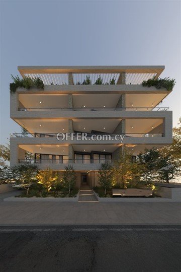 1+1 Bedroom Penthouse With Roof Garden  In Larnaka Near Metropolis Mal - 7