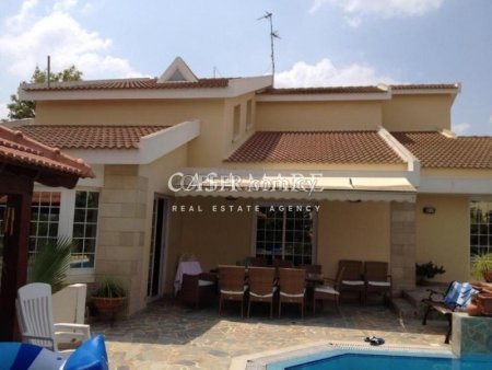 4 bedrooms House in Egkomi - 6