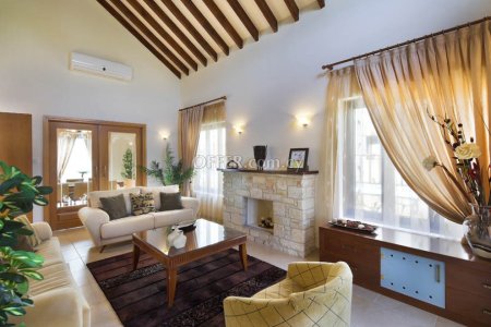 House (Detached) in Souni-Zanakia, Limassol for Sale - 9