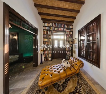 Rare Opportunity: Renovated Listed Residence in the Historic Centre of Nicosia - 6