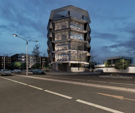 Excelent Commercial Building for Sale in Mesa Geitonia - 10