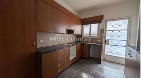 4 Bed Apartment for sale in Apostolou Petrou & Pavlou, Limassol - 8