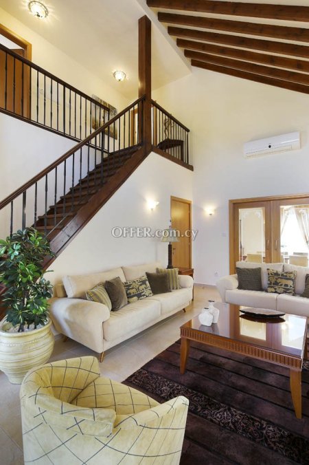 House (Detached) in Souni-Zanakia, Limassol for Sale - 8