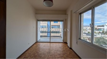 4 Bed Apartment for sale in Apostolou Petrou & Pavlou, Limassol - 7