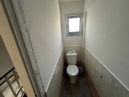Shop for rent in Agia Zoni, Limassol - 2