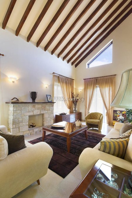 House (Detached) in Souni-Zanakia, Limassol for Sale - 7