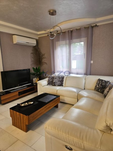 Spacious Villa with 6 Bedrooms in Tourist Area - 9