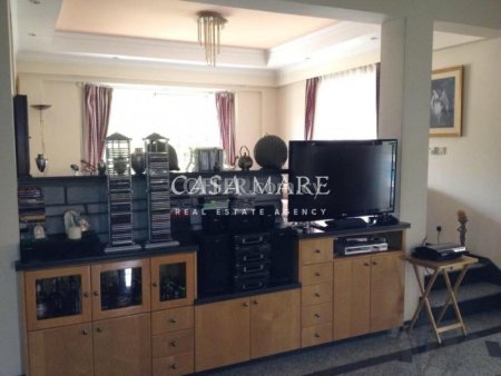 4 bedrooms House in Egkomi - 3