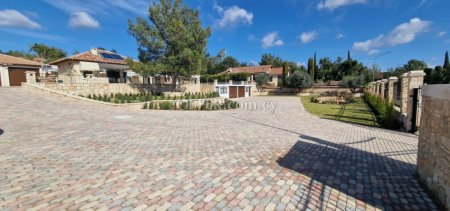 House (Detached) in Souni-Zanakia, Limassol for Sale - 6
