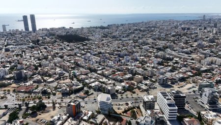 Excelent Commercial Building for Sale in Mesa Geitonia - 7