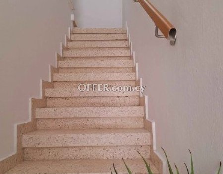 A beautiful resale 1 Bedroom Townhouse in Kato Paphos - 3