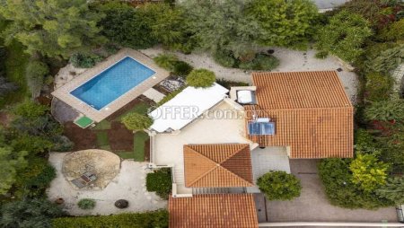 House (Detached) in Souni-Zanakia, Limassol for Sale - 5