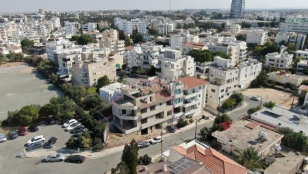Incomplete Three storey house in Strovolos Nicosia - 3