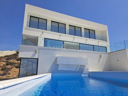 7 BEDROOM SEA VIEW VILLA FOR RENT IN AGIOS TYCHONAS - 2