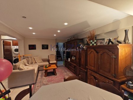 Spacious Semi-Detached House with Five Bedrooms in Agios Georgios Xavouzas - 6