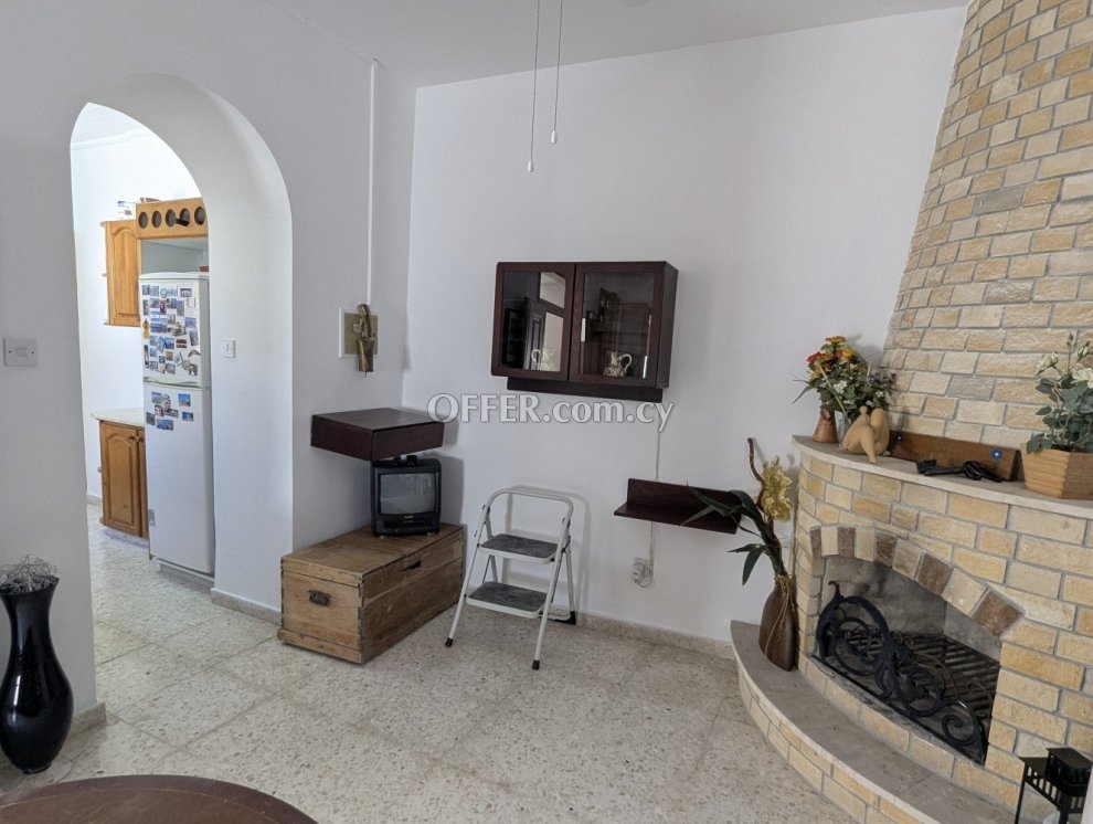 2-bedroom Village House 100 sqm in Pissouri - 8
