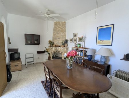 2-bedroom Village House 100 sqm in Pissouri - 9