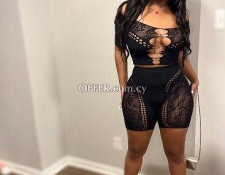 New girl hot girl in the town (photo 1)