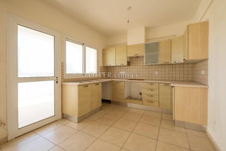 2 bedroom apartment in Mazotos Larnaca - 4