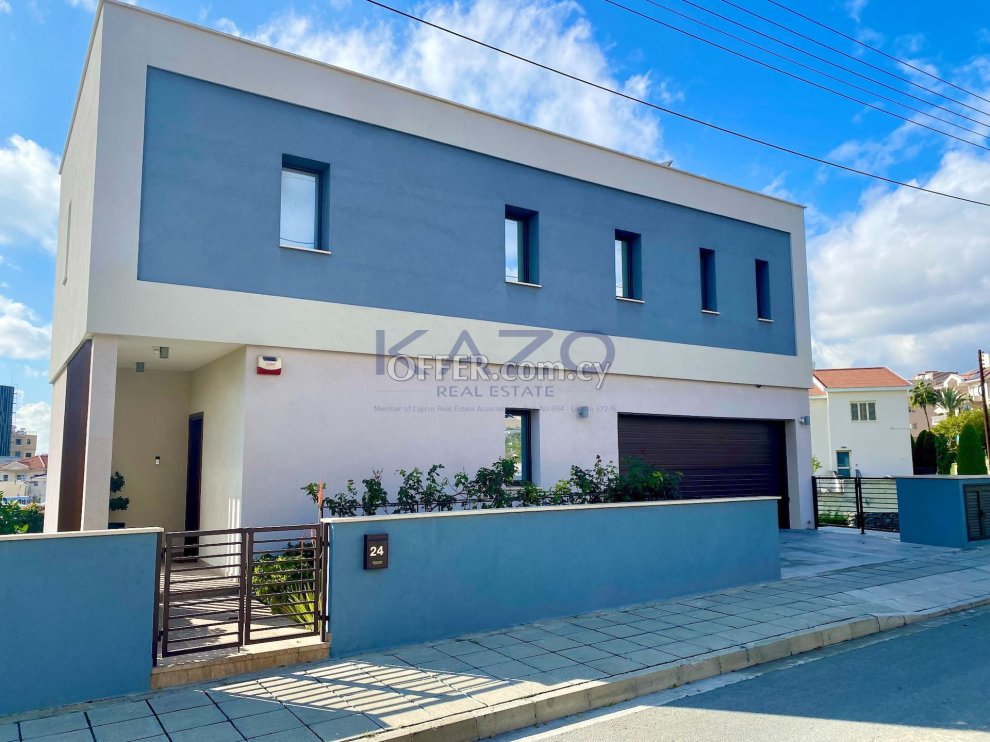 Spacious Detached House with Pool & Gym in Panthea, Limassol - 1