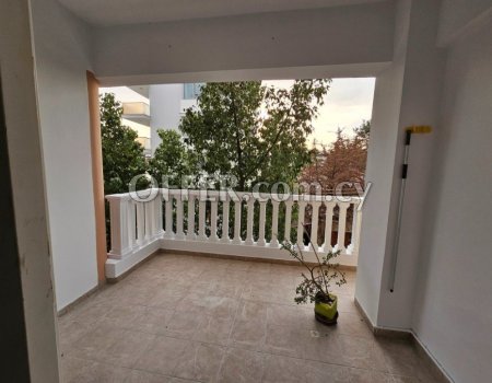 2 Bedroom Spacious Apartment For Rent (photo 1)