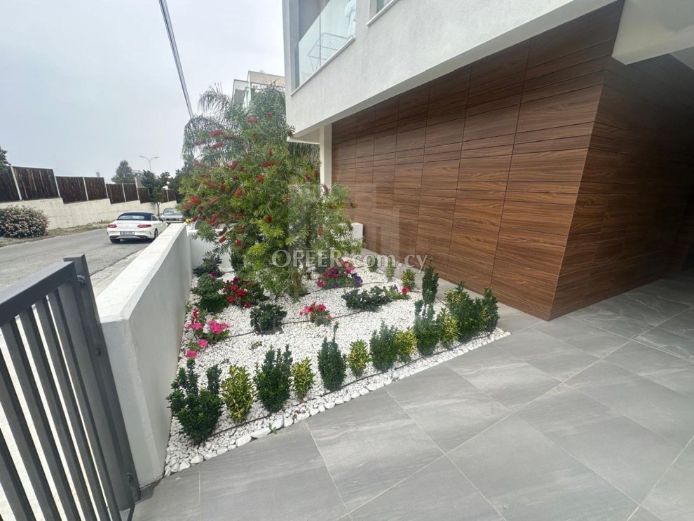 Modern Ready to Move in Two Bedroom Apartment with Photovoltaics and Appliances for Sale in Archangelos Nicosia - 7