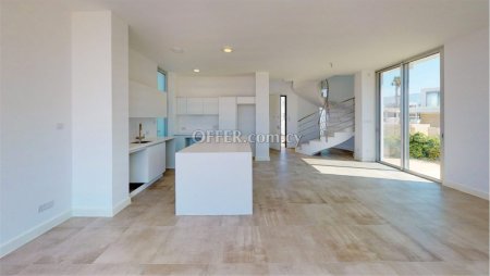 4 bed house for sale in Coral Bay Pafos - 9