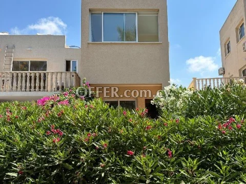 Spacious 3-bedroom Villa in Tombs of the Kings for SALE - Main Photo