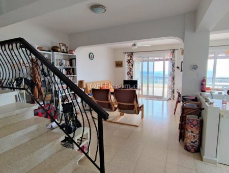 2-bedroom Maisonette (end) 114 sqm in Pissouri
