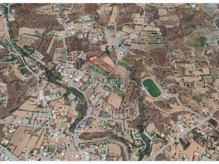 Residential land with plans for sale in Pyrgos - 2