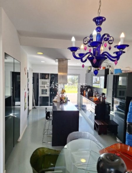4 bedroom house in Strovolos, GSP area - 8