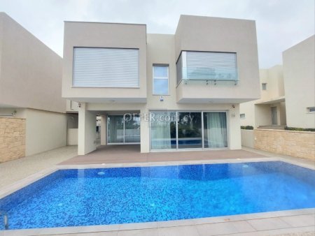Luxury Four Bedroom Villa for Long Term Rent in Kapparis - 21