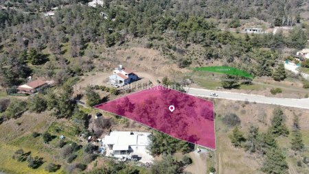 Residential field in Kapedes Nicosia - 4