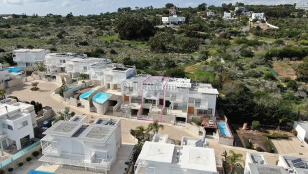 Coastal Two storey semi detached house in Cavo Greco Paralimni Ammochostos - 10