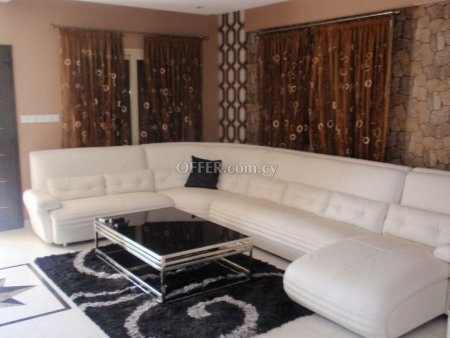 6 Bed Detached Villa for rent in Germasogeia, Limassol - 11