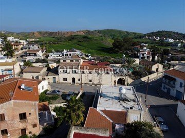 5 Bedroom House  In Troulloi, Larnaca - 2