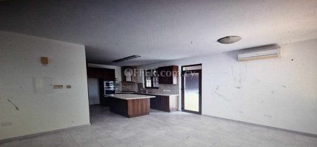 For Sale €310,000 House 3 bedrooms Aradippou Larnaca - 8
