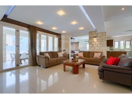 Luxury 6 bedroom villa with pool in Universal area of Kato Paphos - 7