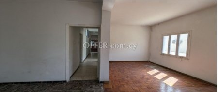 For Sale €260,000 House 2 bedrooms Lemesos (Limassol center) Limassol - 7