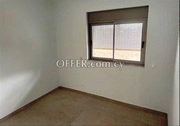  1 Bedroom Luxury Apartment Near Kyrinias Avenue In Platy Aglantzias,  - 2