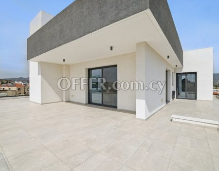 FOR SALE: Stunning Whole-Floor Penthouse in Pareklissia! - 2