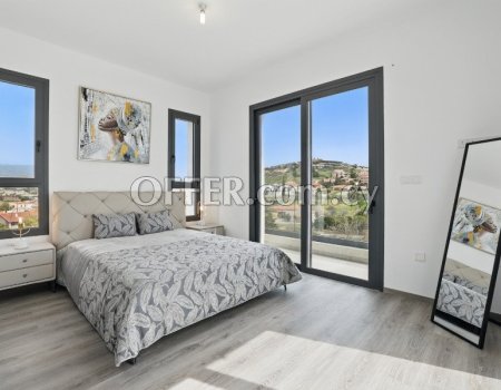 FOR SALE: Stunning Whole-Floor Penthouse in Pareklissia! - 4