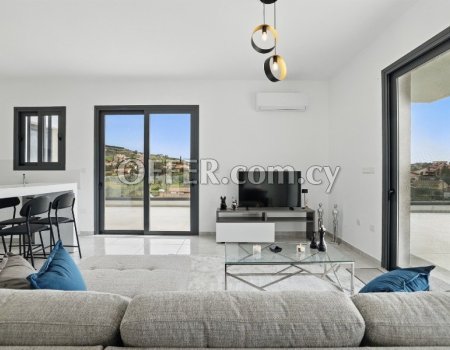 FOR SALE: Stunning Whole-Floor Penthouse in Pareklissia! - 9