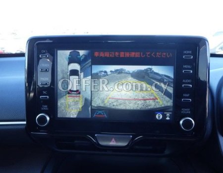2021 Toyota Yaris Cross 1.5L Hybrid Automatic SUV - 4