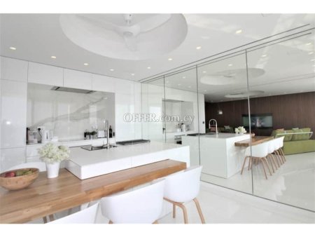 Amazing two bedroom beachfront apartment for rent in Ayios Tychonas - 3