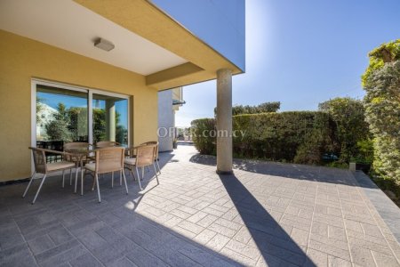 House (Detached) in Agia Fyla, Limassol for Sale - 4