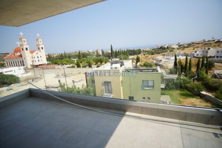 2 Bedroom Modern Apartment For Rent Limassol - 3
