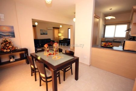 2-bedroom Detached Villa 150 sqm in Pissouri