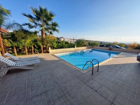 4 Bedrooms Detached Villa in Tala