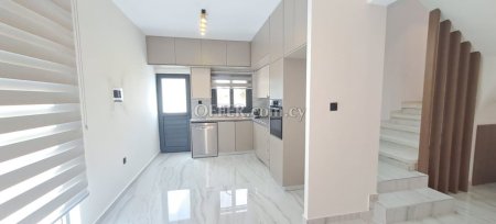 3 Bed Maisonette for rent in Agios Tychon - Tourist Area, Limassol - 11